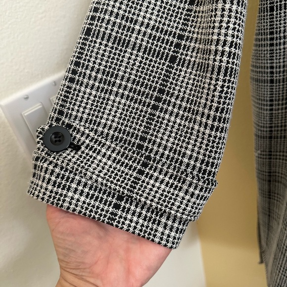Dressbarn Black and White Plaid Belted Coat - Picture 5 of 10